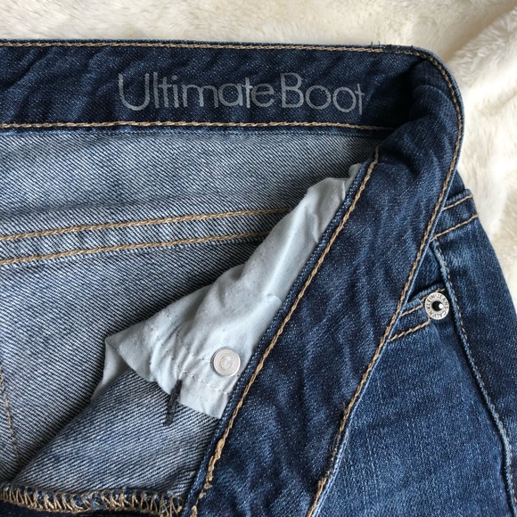 Distressed Bootcut Jeans - Picture 5 of 10